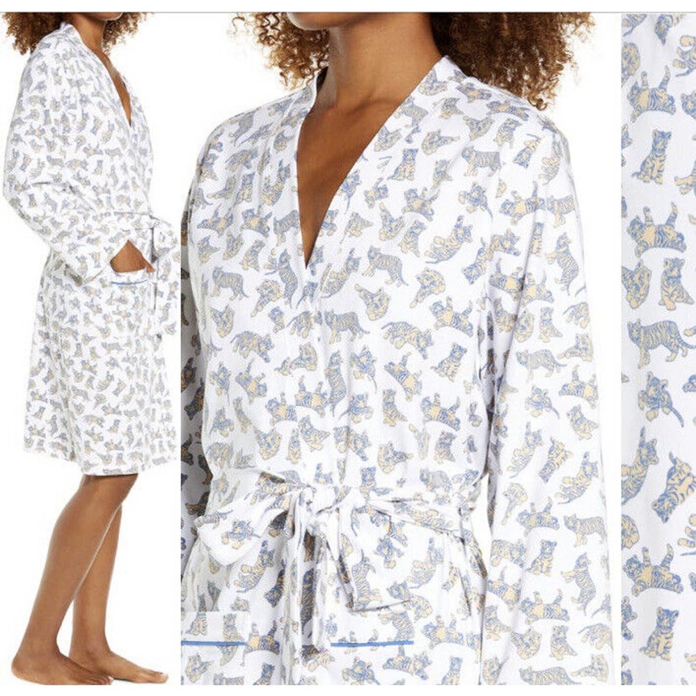 Roller Rabbit robe